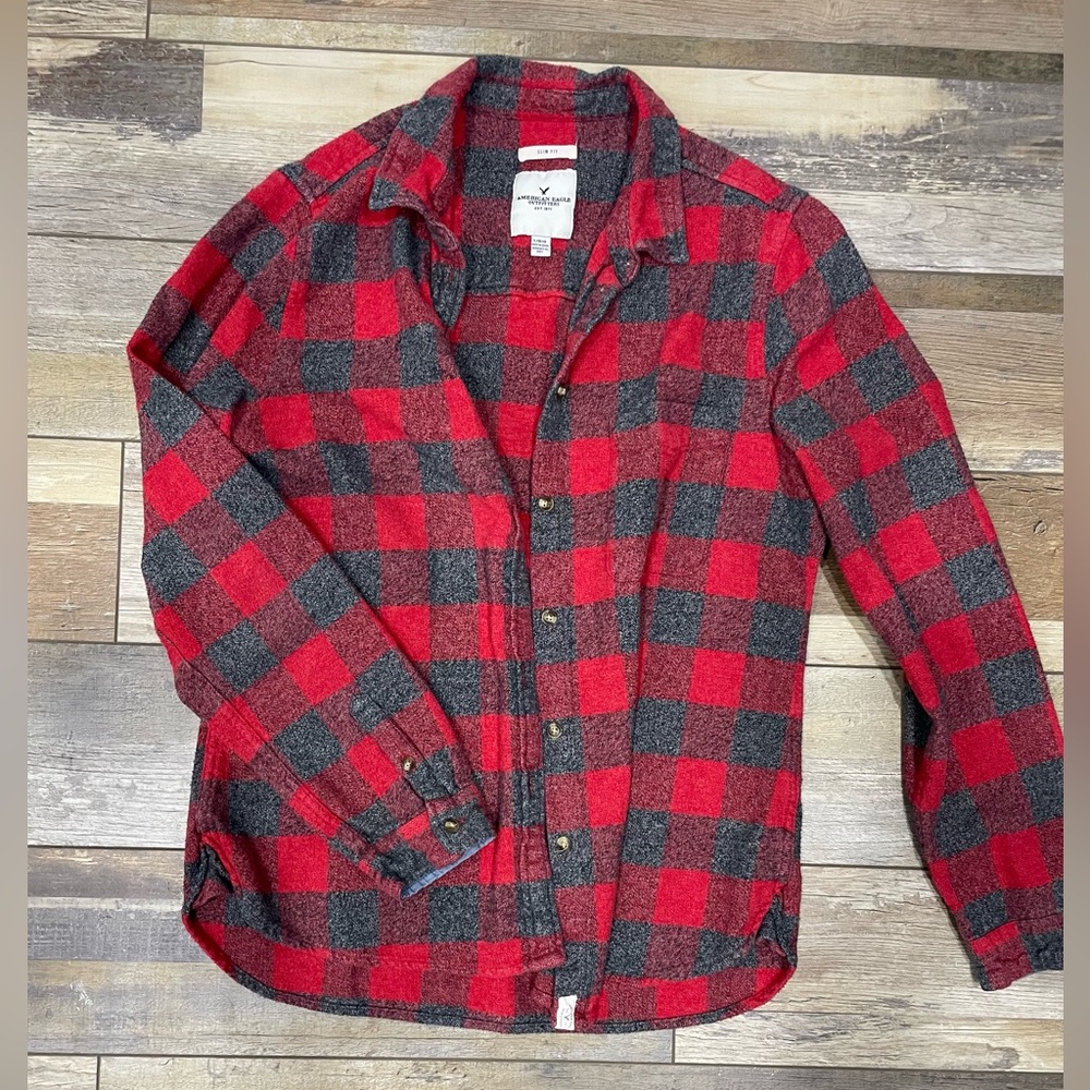 American Eagle Outfitters Red and Gray Plaid Shirt